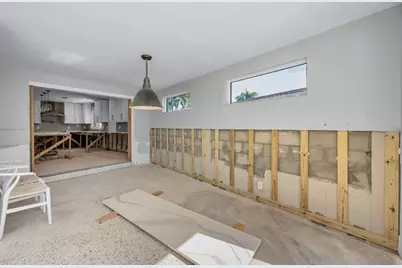 10132 Yacht Club Drive, Treasure Island, FL 33706 - Photo 15