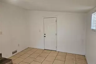 3450 17th Ave S, Saint Petersburg, FL 33711 - Photo 17
