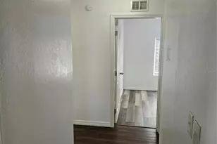 3450 17th Ave S, Saint Petersburg, FL 33711 - Photo 5