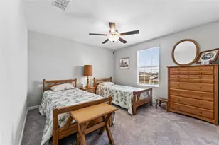 1454 Tahitian Sunrise Dr, Plant City, FL 33565 - Photo 17