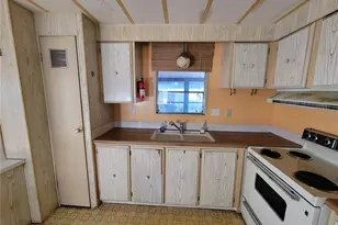 5021 Hill Dr, Zephyrhills, FL 33542 - Photo 17