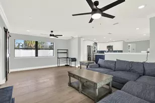 8001 Gulf Blvd, Saint Pete Beach, FL 33706 - Photo 11