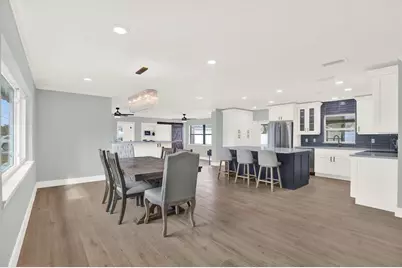 8001 Gulf Blvd, Saint Pete Beach, FL 33706 - Photo 13