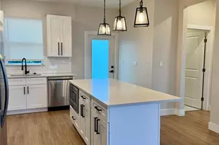 1516 59th St N, Saint Petersburg, FL 33710 - Photo 5