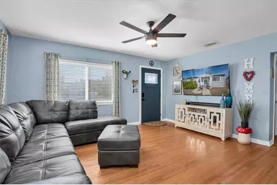 4929 36th Avenue N, Saint Petersburg, FL 33710 - Photo 3