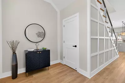 301 79th Street S, Saint Petersburg, FL 33707 - Photo 5