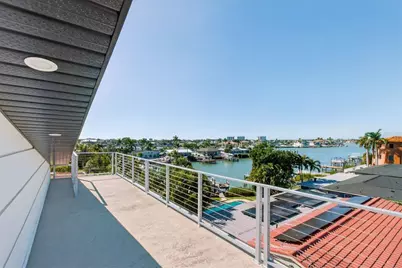 301 79th Street S, Saint Petersburg, FL 33707 - Photo 47