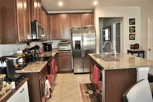 17945 Turning Leaf Cir, Land O Lakes, FL 34638 - Photo 7