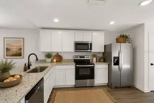 590 Blackthorn Dr, Lakeland, FL 33809 - Photo 5