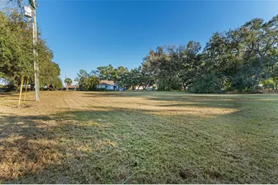 Manhattan Avenue S, Tampa, FL 33616 - Photo 9