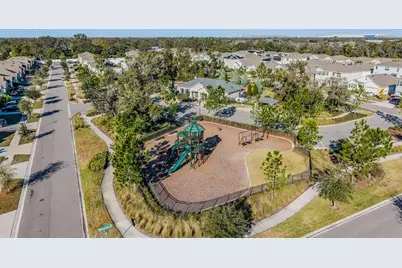 10210 Golden Light Court, Riverview, FL 33578 - Photo 11