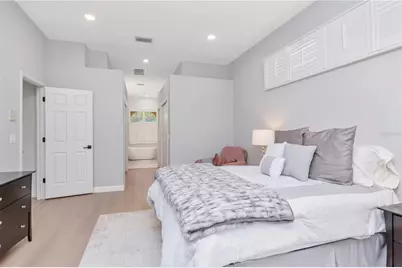 14229 Creek Run Drive, Riverview, FL 33579 - Photo 13