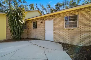 2207 Parkwood Dr, Valrico, FL 33594 - Photo 29