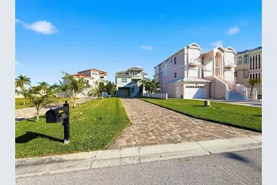 5142 Westshore Drive, New Port Richey, FL 34652 - Photo 11