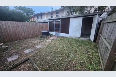 11710 Wesson Circle W, Tampa, FL 33618 - Photo 37