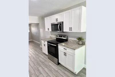 4203 E Yukon Street, Tampa, FL 33617 - Photo 5