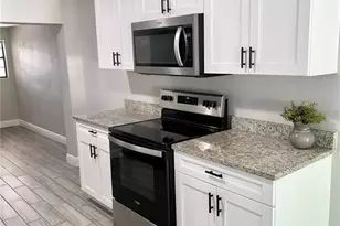 4203 E Yukon St, Tampa, FL 33617 - Photo 5