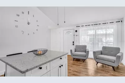 8912 Saboda Court, Tampa, FL 33634 - Photo 23