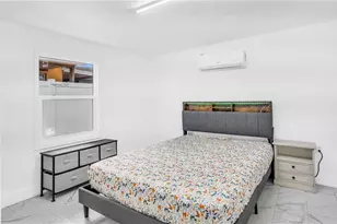 8912 Saboda Ct, Tampa, FL 33634 - Photo 21