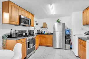 8912 Saboda Ct, Tampa, FL 33634 - Photo 29