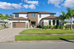 8684 Sanders Tree Loop, Wesley Chapel, FL 33545 - Photo 3