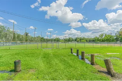 701 W Henry Avenue, Tampa, FL 33604 - Photo 27