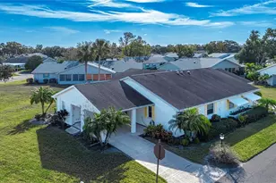 202 Glen Ellen Pl, Sun City Center, FL 33573 - Photo 1