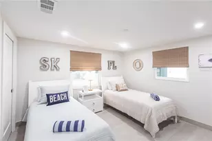 6154 Midnight Pass Rd, Sarasota, FL 34242 - Photo 13