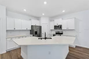 31463 Paper Birch St, Wesley Chapel, FL 33545 - Photo 11