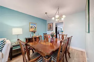 7923 Singing Ct Pl, Tampa, FL 33615 - Photo 15