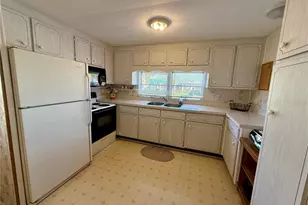 82257 3rd Ave N, Pinellas Park, FL 33781 - Photo 9