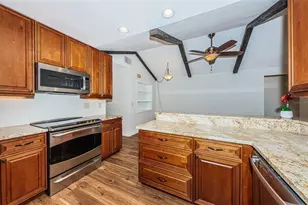 4723 114th St N, Madeira Beach, FL 33708 - Photo 11