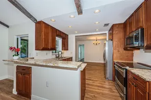 4723 114th St N, Madeira Beach, FL 33708 - Photo 15