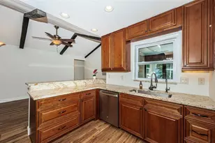 4723 114th St N, Madeira Beach, FL 33708 - Photo 9