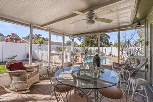 7734 Cardiff Ct, Saint Petersburg, FL 33709 - Photo 5