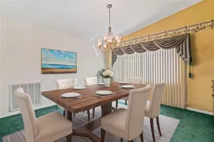 7734 Cardiff Ct, Saint Petersburg, FL 33709 - Photo 9