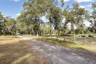 36228 Clinton Ave, Dade City, FL 33525 - Photo 39