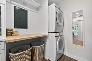 11945 74th Ave, Seminole, FL 33772 - Photo 31