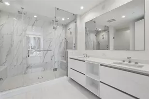 400 Central Ave, Saint Petersburg, FL 33701 - Photo 27