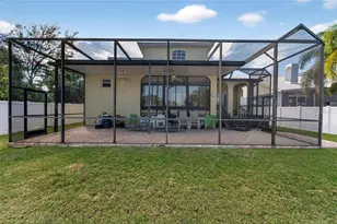 901 Shagos Dr, Apollo Beach, FL 33572 - Photo 9