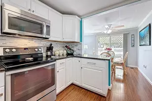 7880 54th Ave N, Saint Petersburg, FL 33709 - Photo 3