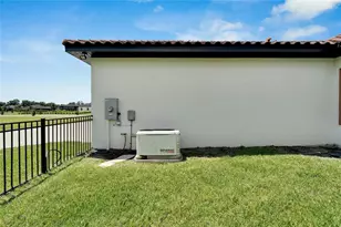 304 Hawk Talon Drive, Lithia, FL 33547 - Photo 71