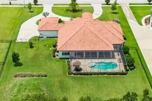 304 Hawk Talon Drive, Lithia, FL 33547 - Photo 85