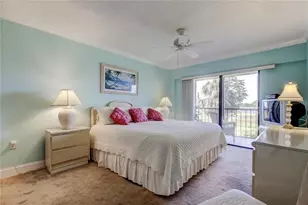 9490 Harbor Greens Way, Seminole, FL 33776 - Photo 21