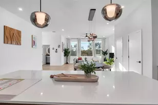 2108 4th St S, Saint Petersburg, FL 33705 - Photo 13