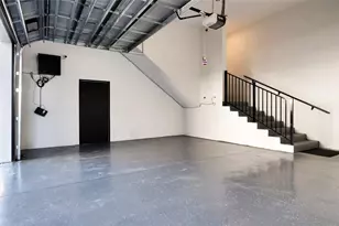 2108 4th St S, Saint Petersburg, FL 33705 - Photo 39