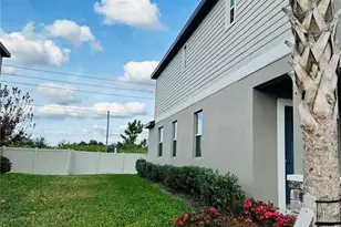 8271 Cor Pne Wy, New Port Richey, FL 34655 - Photo 3