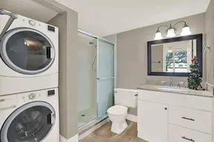 7625 Sun Island Dr S, South Pasadena, FL 33707 - Photo 15