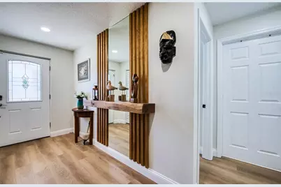 625 Folsom Street S, Saint Petersburg, FL 33707 - Photo 15