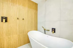 625 Folsom St S, Gulfport, FL 33707 - Photo 41